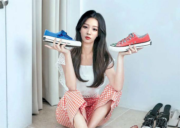 쇼호스트로도 활동하는 가상인간 '루시'(사진=롯데홈쇼핑)