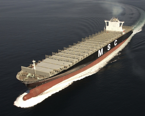 현대중공업이 건조한 1만 1700TEU급 컨테이너선의 시운전 모습. 사진=현대중공업