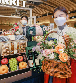 현대백화점 '핸드캐리'용 선물세트 이미지. 사진=현대백화점