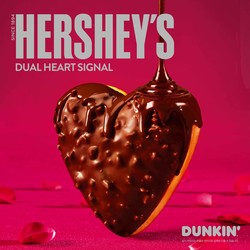 SPC 던킨X허쉬 ‘초코 베리 듀얼 하트’ 이미지. 사진=SPC그룹