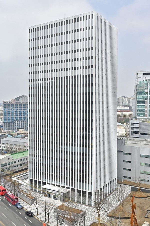 대유위니아타워 종합 R&D타워 전경.(사진=대유위니아그룹)