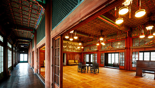 상당 부분 진행이 완료된 희정당과 대조전의 조명들. 사진=효성 블로그