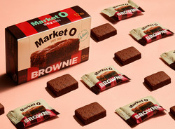 오리온이 홈메이드 스타일 초콜릿 디저트 ‘마켓오 브라우니’를 리뉴얼 출시한다. 사진=오리온
