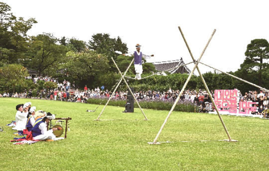 청와대 줄타기 행사. 사진 제공=문화재청
