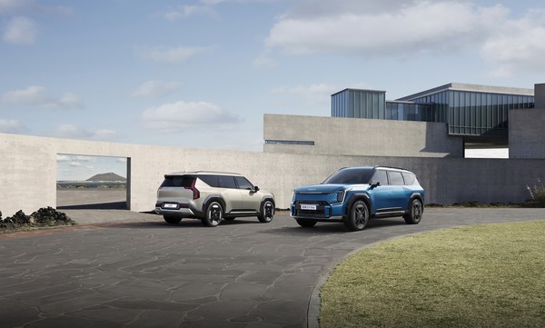 현대캐피탈은 'The Kia EV9' 출시에 발맞춰 월 납입금 부담을 낮춘 다양한 EV9 특화 자동차금융 상품을 출시했다. 사진=현대캐피탈