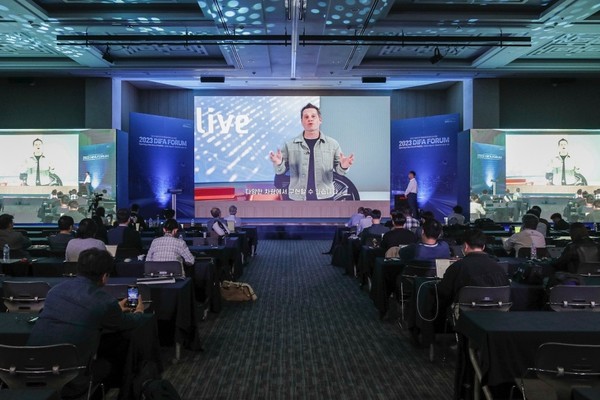 'All Electric Future Forward' 주제로 2023 대한민국 미래모빌리티엑스포에 마련된 제너럴 모터스(GM)의 특별세션. 사진=한국GM