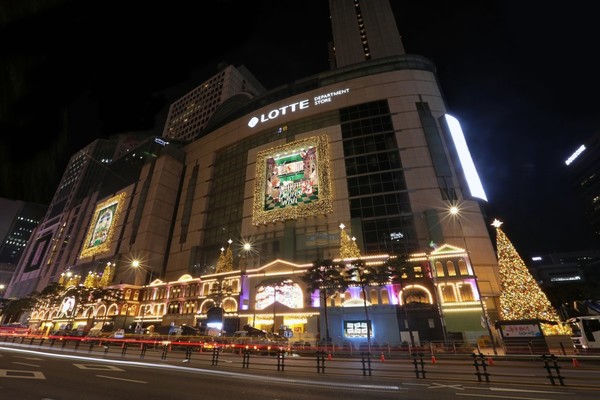 롯데백화점 서울 명동 본점 크리스마스 장식. 사진=롯데백화점