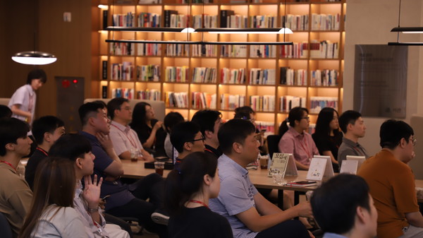 독서경영 우수직장 활동 사진. ㈜바텍이우홀딩스. 사진 제공=문체부