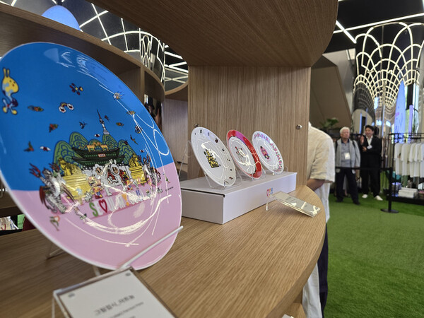 서울 대표 아티스트 3인의 작품. 사진=권진욱 기자