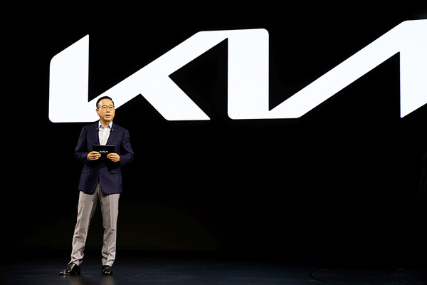 기아가 28일부터 내달 7일까지 부산 벡스코(BEXCO)에서 열리는 '2024 부산모빌리티쇼'에 참가해 미래 핵심 사업인 PBV(Platform Beyond Vehicle) 콘셉트 실물과 기아 브랜드 첫 정통 픽업 '더 기아 타스만(The Kia Tasman)' 전용 위장막(카모플라주, Camouflage) 모델을 국내에서 처음 공개했다. 사진=권진욱 기자