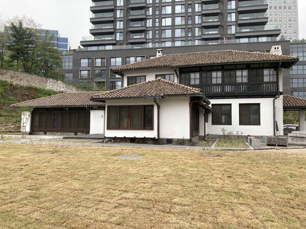 서울 중구 덕수궁 선원전 영역 내 ‘구(舊) 조선저축은행 중역사택’. 사진  = 국가유산청 