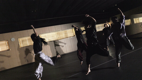 '수선되는 밤' 연습사진. 사진 = 부산문화회관 