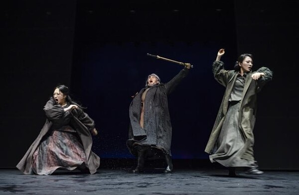 국립창극단의 '리어' 공연 사진. 사진 = 주영한국문화원