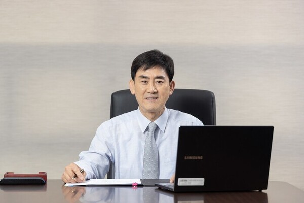 송종화 교촌에프엔비 대표. 사진=교촌치킨