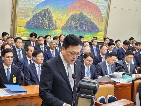 김병환 금융위원장이 국정감사에서 발언하고 있다. 사진=박지혜 기자.