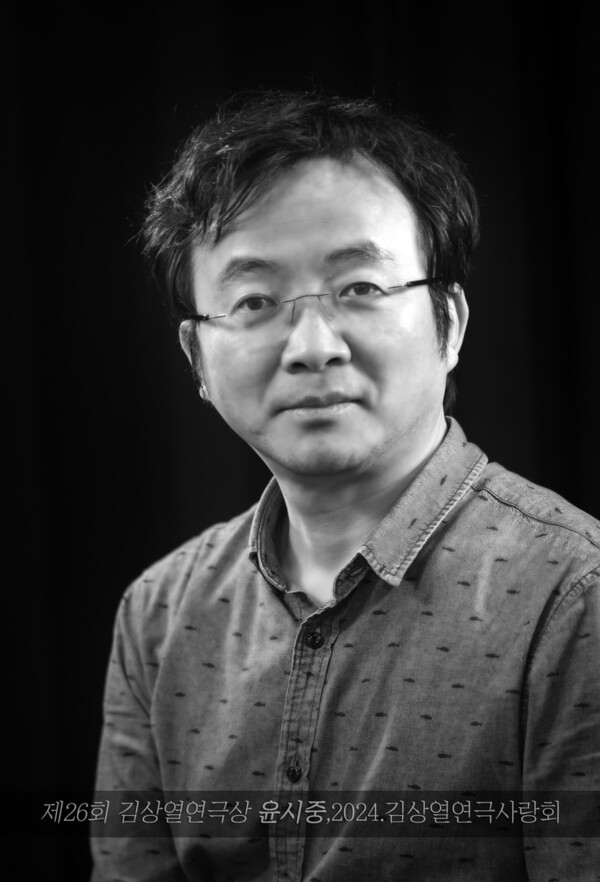 윤시중 한국예술종합학교 연극원 무대미술과 교수. 사진 = 김상열연극사랑회 