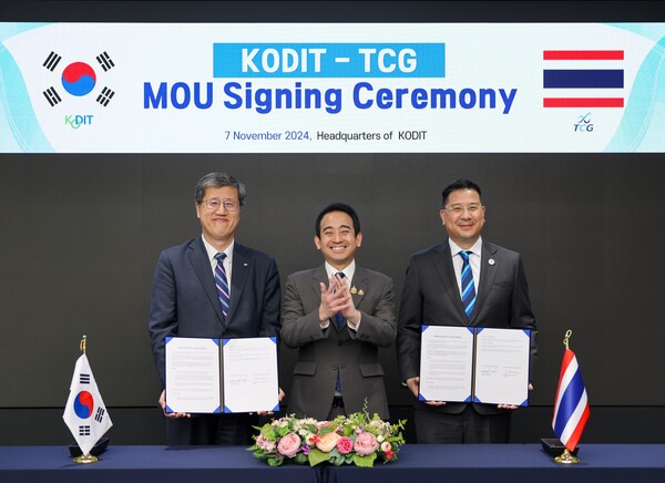 최원목 신용보증기금 이사장, 파오품 로자나사오쿨 태국 재무부 차관, 시키톤 디렉순톤 태국신용보증공사 사장. 사진=신용보증기금.