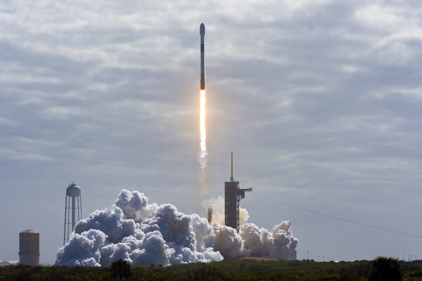 발사 중인 무궁화위성 6A호. 사진=KT SAT