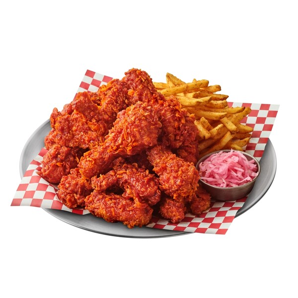 내슈빌 퐈이어킹. 사진=bhc 제공