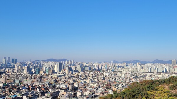아차산둘레길에서 바라본 풍경. 사진=안병국 객원기자