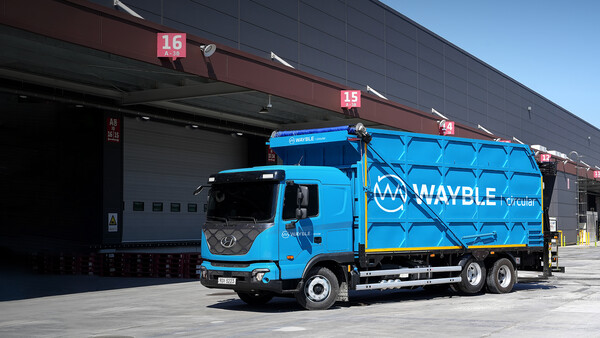 웨이블 서큘러 폐기물 수거 차량. 사진=SK에코플랜트