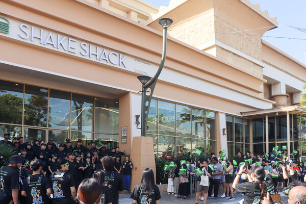  SPC그룹이 말레이시아 수방 자야에 개점한 쉐이크쉑 2호점 전경. 사진=SPC그룹 