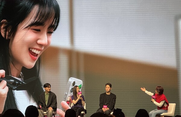 7일 오전 서울 영등포구 콘래드 서울 호텔에서 열린 '뉴토피아' 제작발표회에서 지수 배우가 질문에 답하고 있다. 사진=양찬혁 기자