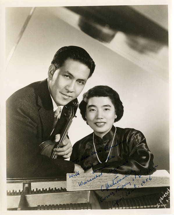 1956년 촬영한 바이올리니스트 시혼 마와 그의 아내 피아니스트 퀑퀑-퉁의 모습입니다. 사진=클리블랜드 예술 박물관 아카이브