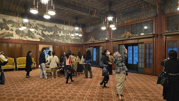 지난해 4월 진행된 '오얏꽃등 밝힌 창덕궁의 밤' 현장. 사진=궁능유적본부