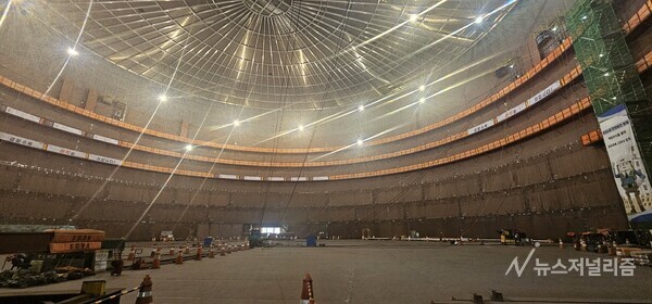 KET LNG 탱크 내부. 사진=장하민 기자