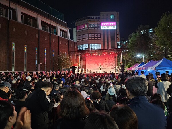 지난해 열린 정평천 벚꽃 문화민속축제 모습. 사진=용인시