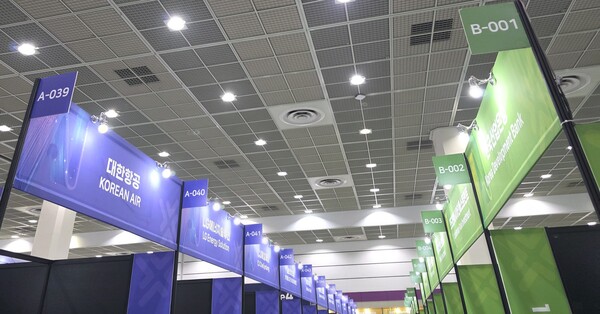 투자사 미팅 부스들, 사진=박지혜 기자