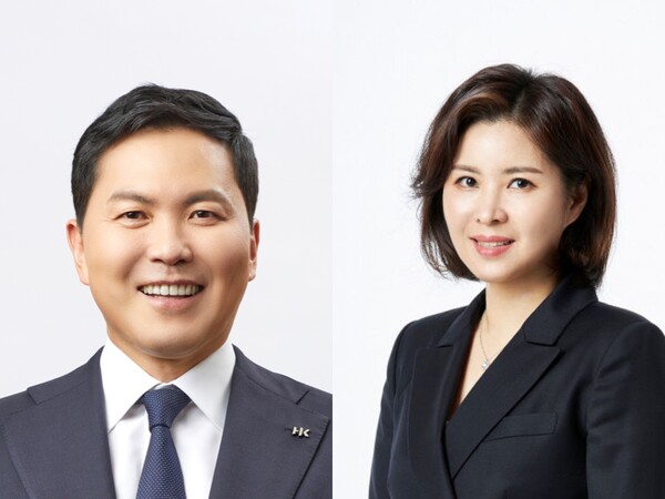 윤상현 콜마홀딩스 부회장(왼쪽)과 윤여원 콜마비앤에이치 대표. 사진=콜마그룹