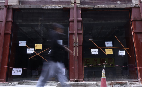 서울 명동거리 한 공실 상가의 모습. 사진=연합뉴스