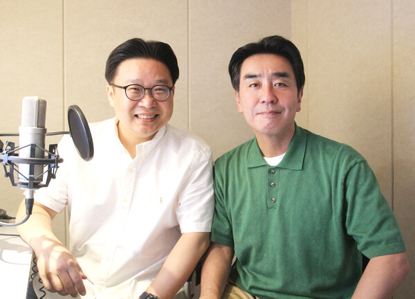 (왼쪽부터)서경덕 교수, 류승룡 배우. 사진=KT