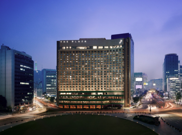 더플라자 전경. 사진=한화호텔앤드리조트