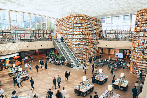 스타필드 별마당 도서관. 사진=신세계프라퍼티